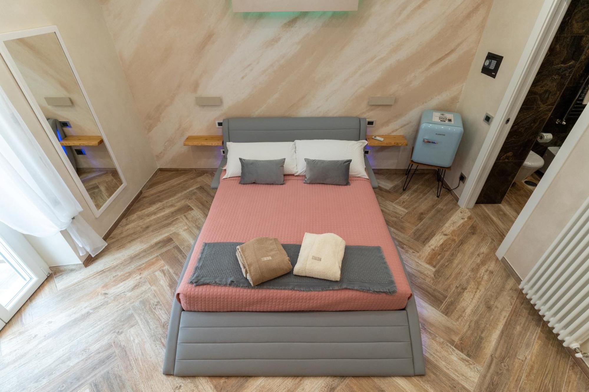 Suites Matteotti 57 Civitavecchia Zewnętrze zdjęcie